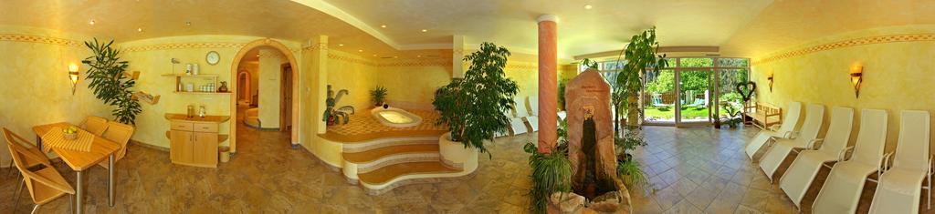 Hotel Jaegerhof San Leonardo in Passiria Luaran gambar